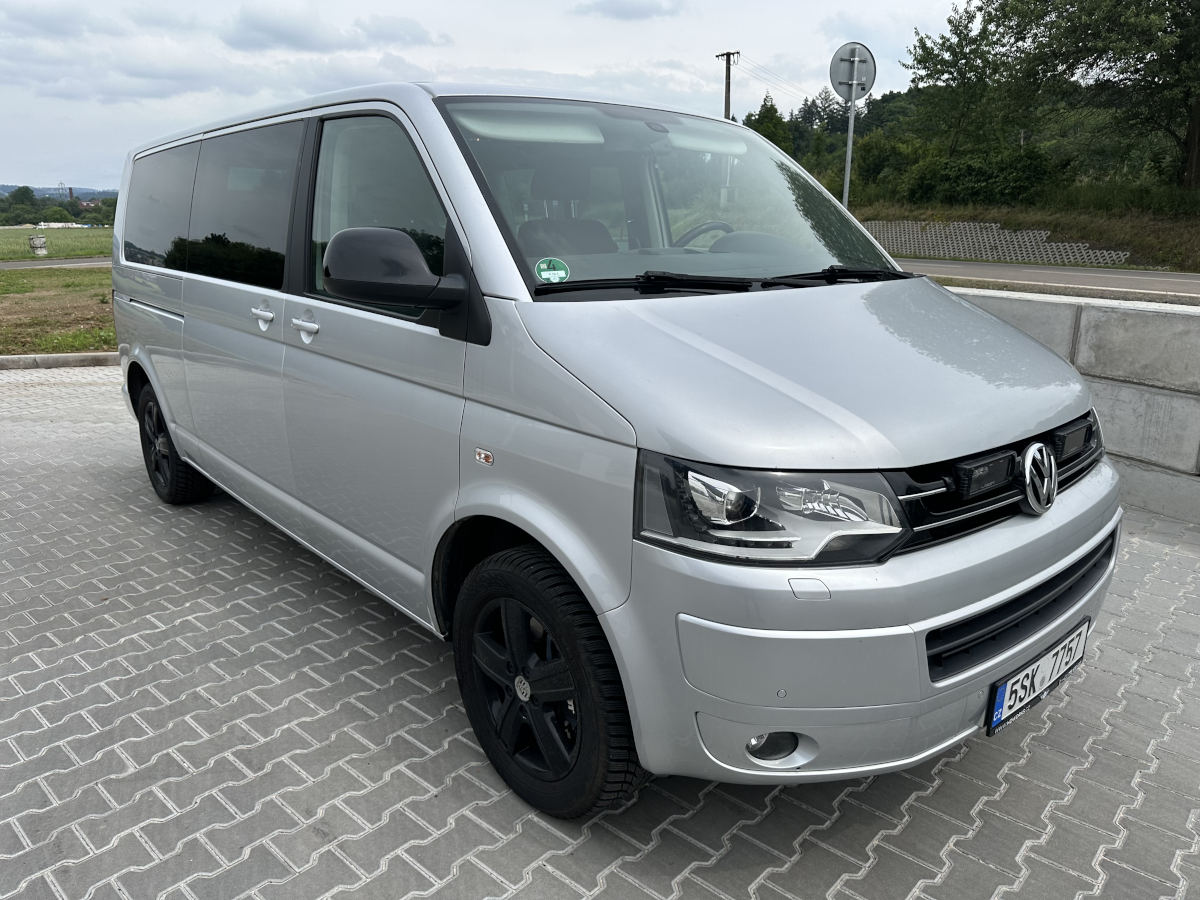 VW Caravelle